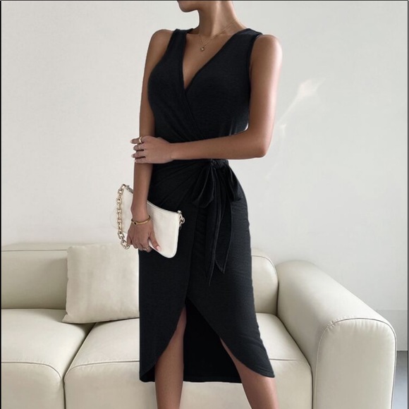 Comfy Solid Casual Wrap Tank Midi Dress - Picture 5 of 7